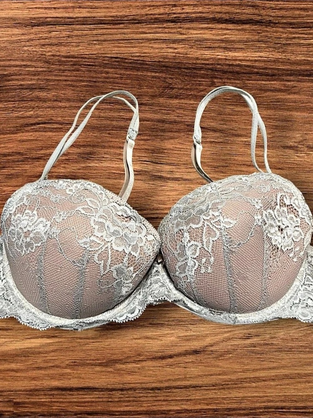 Candie's Floral Lace Bra in Gray 36C